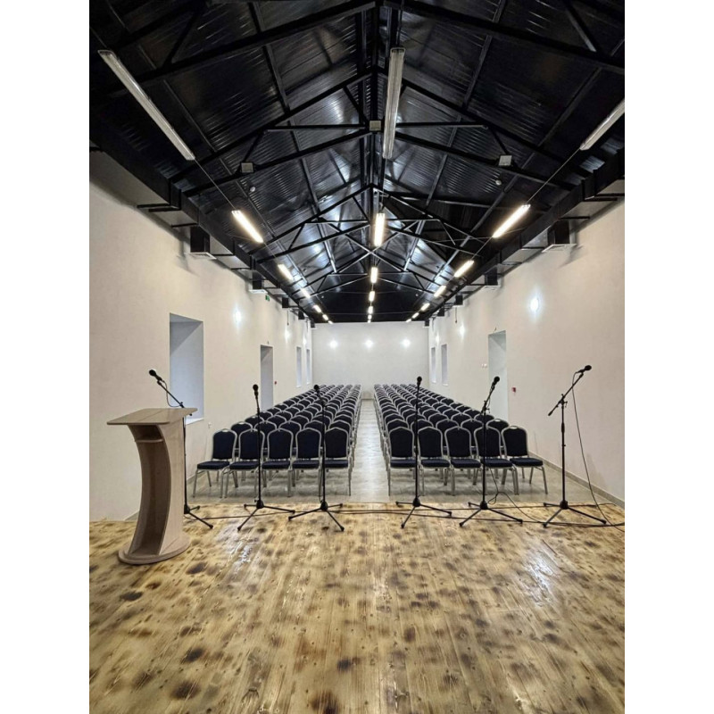 Pupitru pentru conferinte pe suport rotund